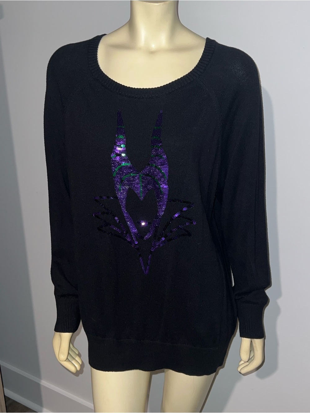 Torrid 2X(18-20) Black Scoop-Neck Sweater with Purple Sequin Maleficent Graphic